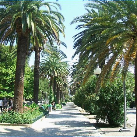 Hotel Royal San Benedetto del Tronto Kültér fotó