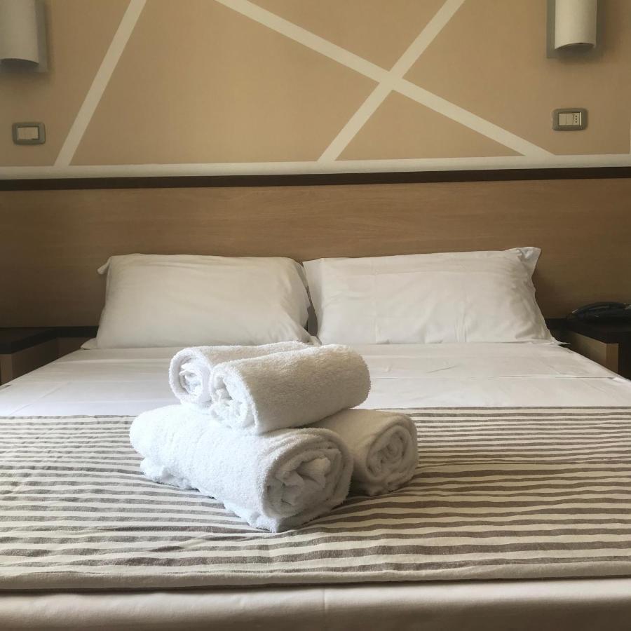 Hotel Royal San Benedetto del Tronto Kültér fotó