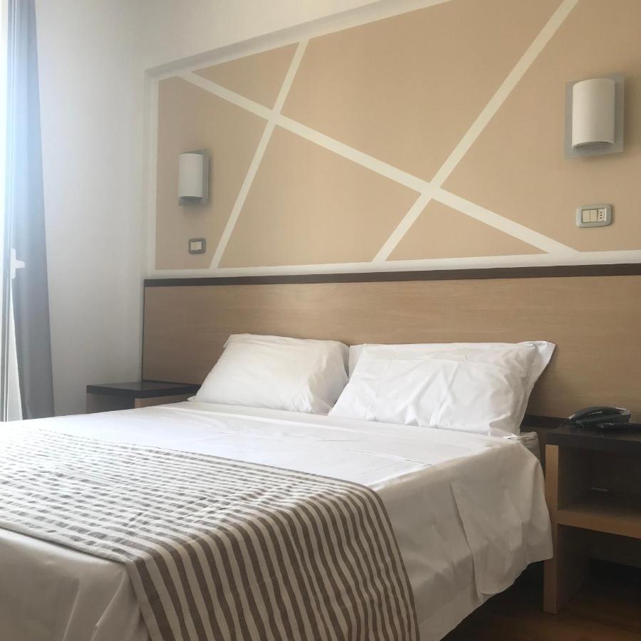Hotel Royal San Benedetto del Tronto Kültér fotó