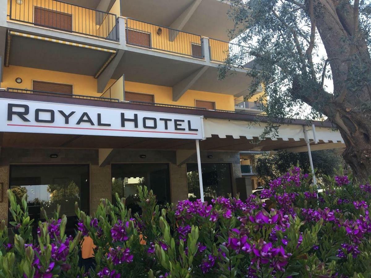 Hotel Royal San Benedetto del Tronto Kültér fotó