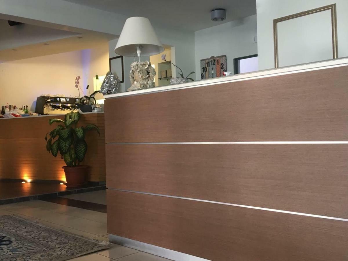 Hotel Royal San Benedetto del Tronto Kültér fotó