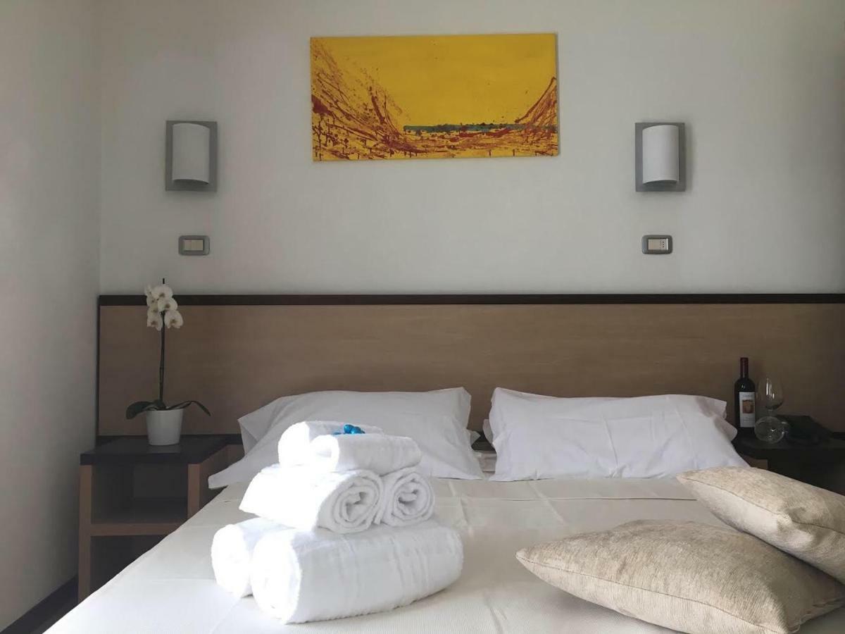Hotel Royal San Benedetto del Tronto Kültér fotó